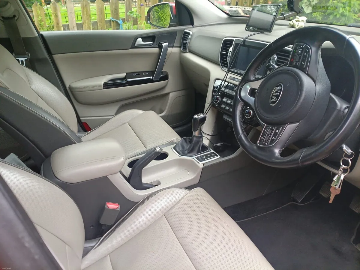 Kia Sportage 2018 - Image 3