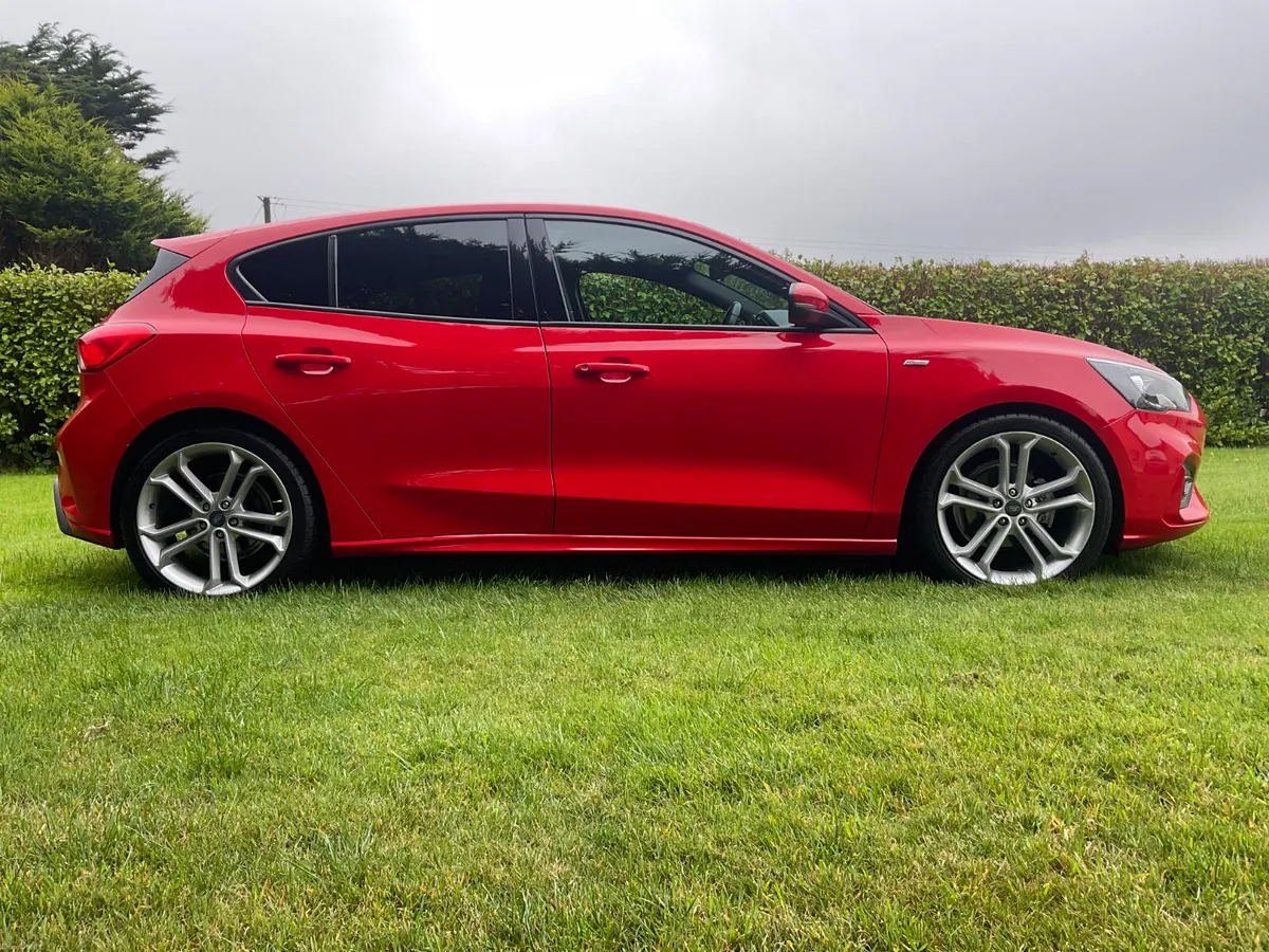 2019 Ford Focus ST-Line 1.5TDCI ** 66K Miles ! ** - Image 6