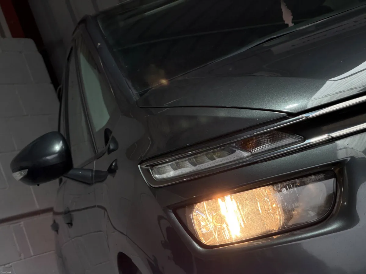 Citroen C4 2016 (very clean 7 seater) - Image 2
