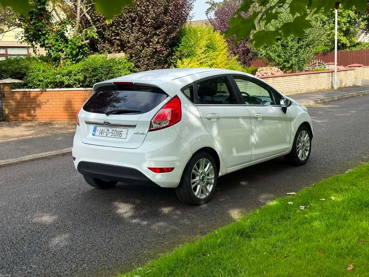 2014 Ford fiesta nct and tax - Image 5