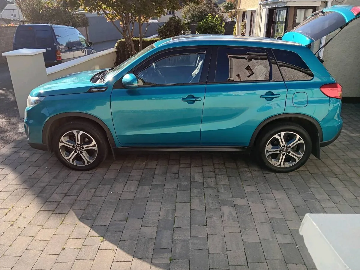 2016 Suzuki Vitara All Grip - Image 2
