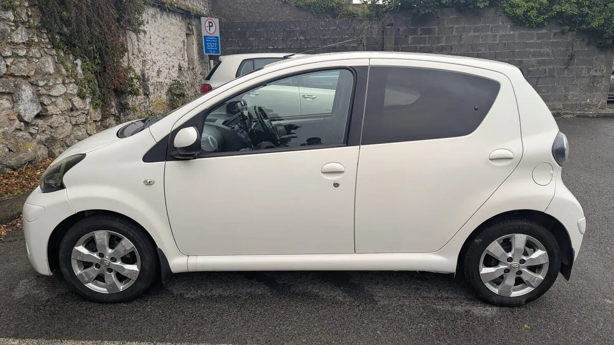 2012 Toyota Aygo 1.0 - New NCT, Taxed, €180 Tax - Image 1