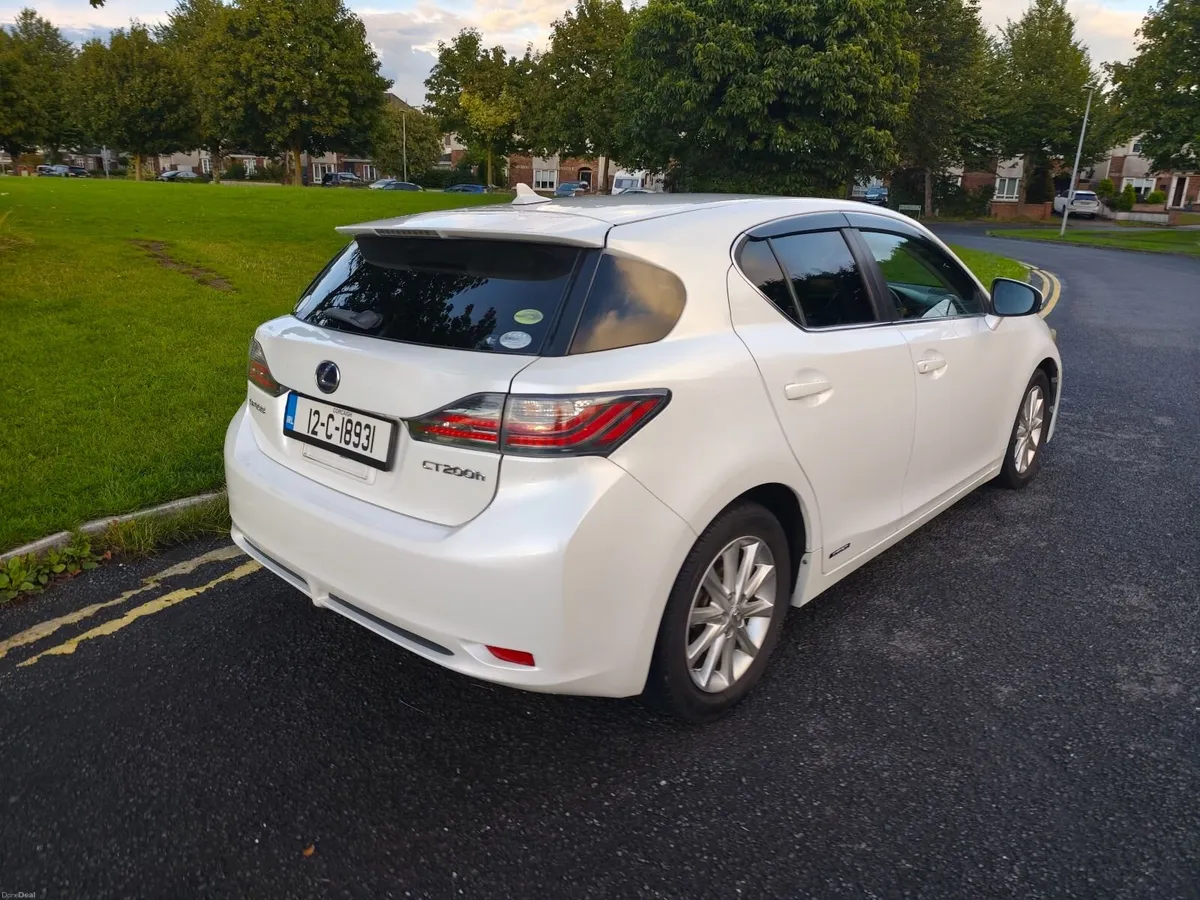 Lexus CT 2012!!! Low mileage!!! One owner!!! - Image 5