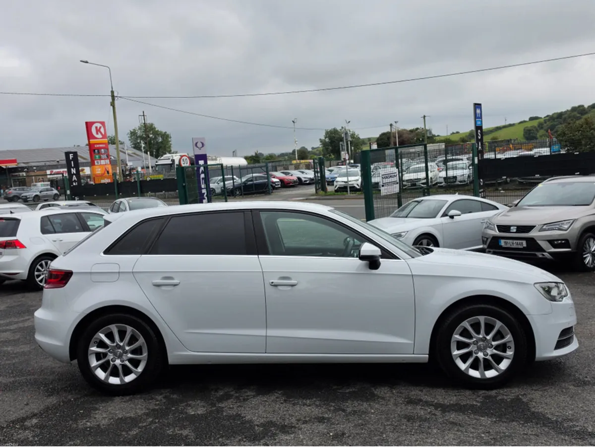 Audi A3 1.4 TFSI AUTOMATIC - REV CAMERA - FULL LEA - Image 4
