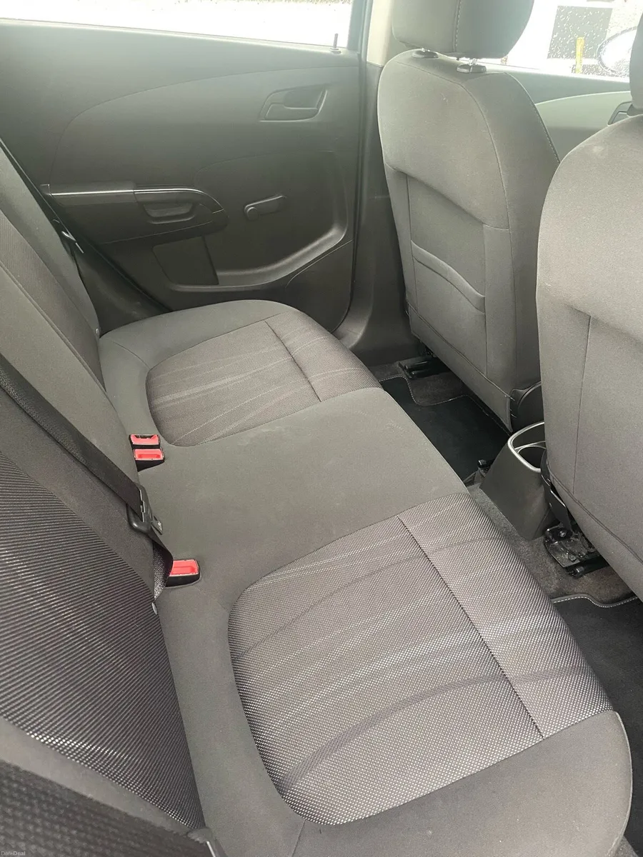Car - Image 6