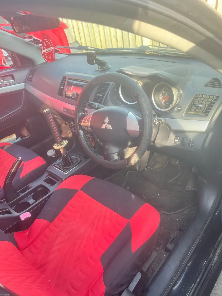 Mitsubishi lancer 1.5 - Image 2