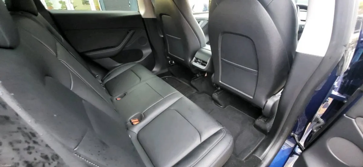 Tesla Model Y RWD - Image 5