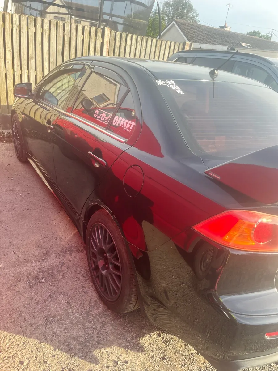 Mitsubishi lancer 1.5 - Image 4
