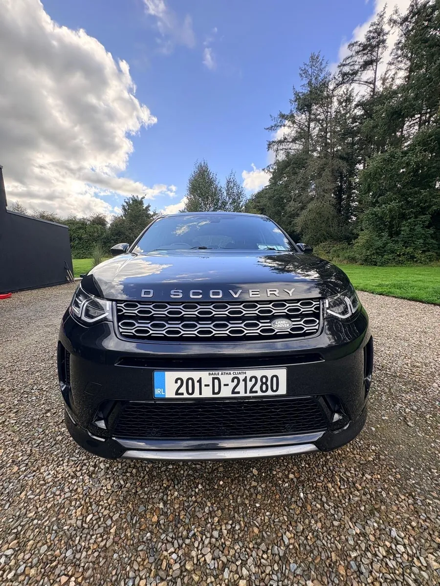 Land Rover Discovery Sport - Image 2
