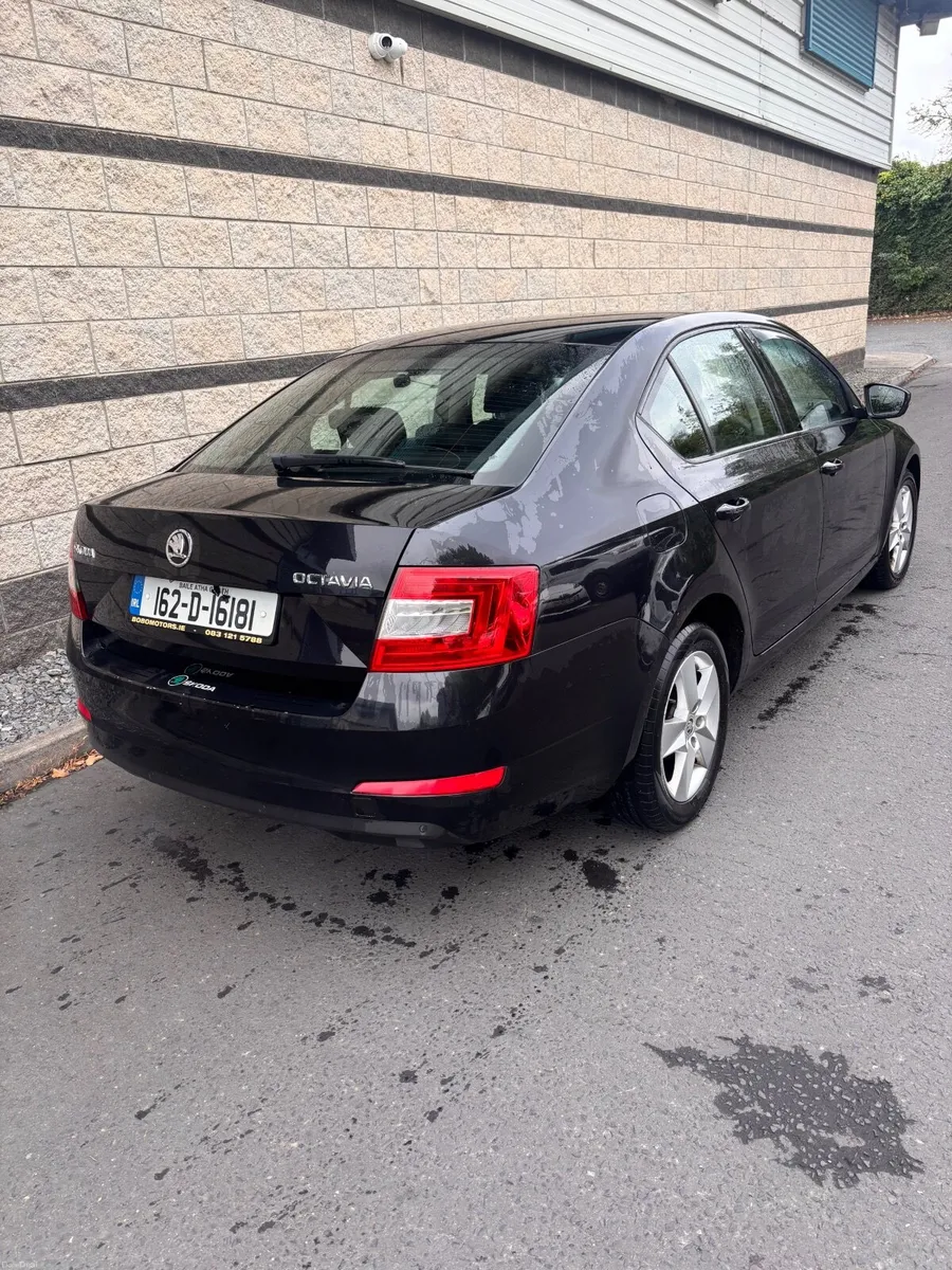 Skoda Octavia 2016 - Image 6