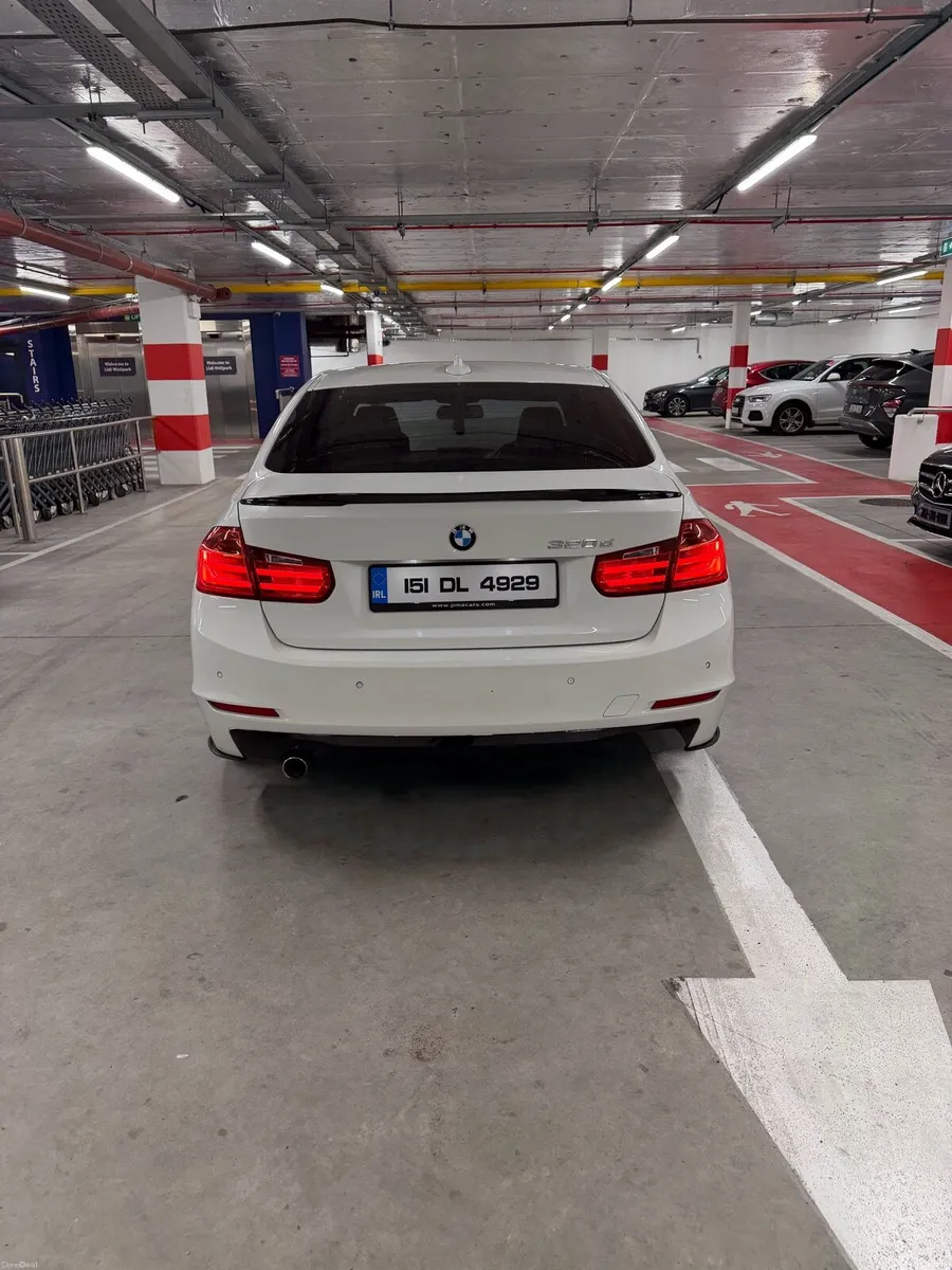 320D f30 - Image 6
