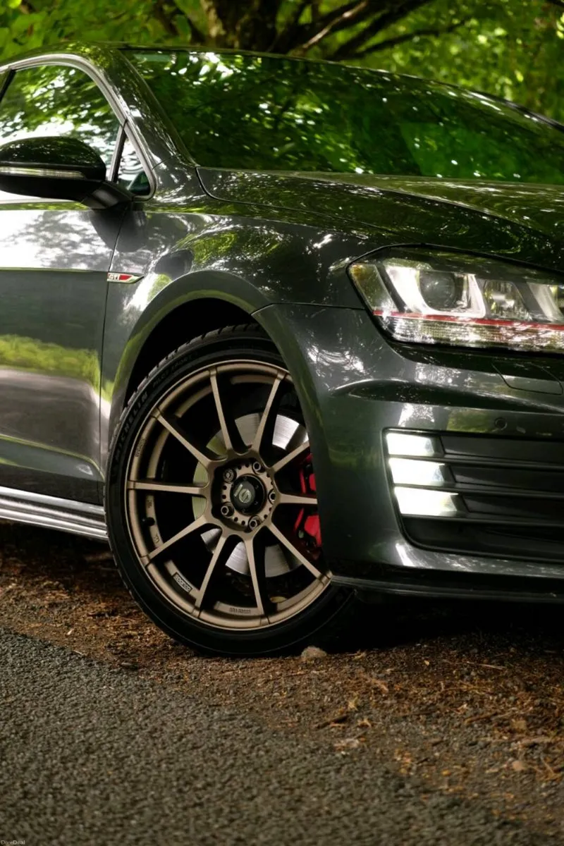 Golf GTI 2015  *Panoramic Sunroof* - Image 3