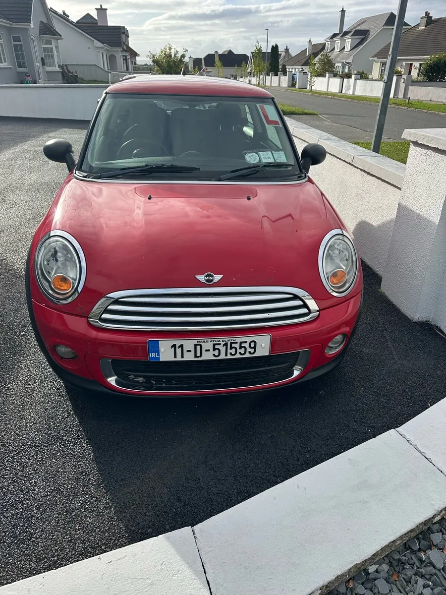 Mini Cooper Diesel 2011 Low mileage - Image 3