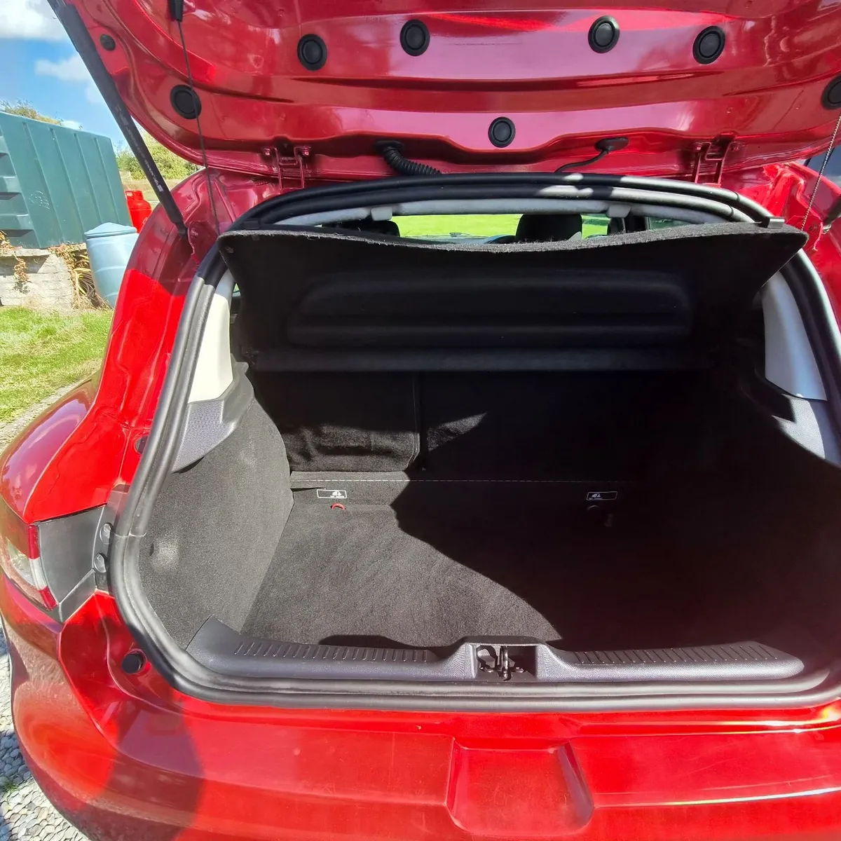 Renault Clio 2013 - ideal starter car - Image 3