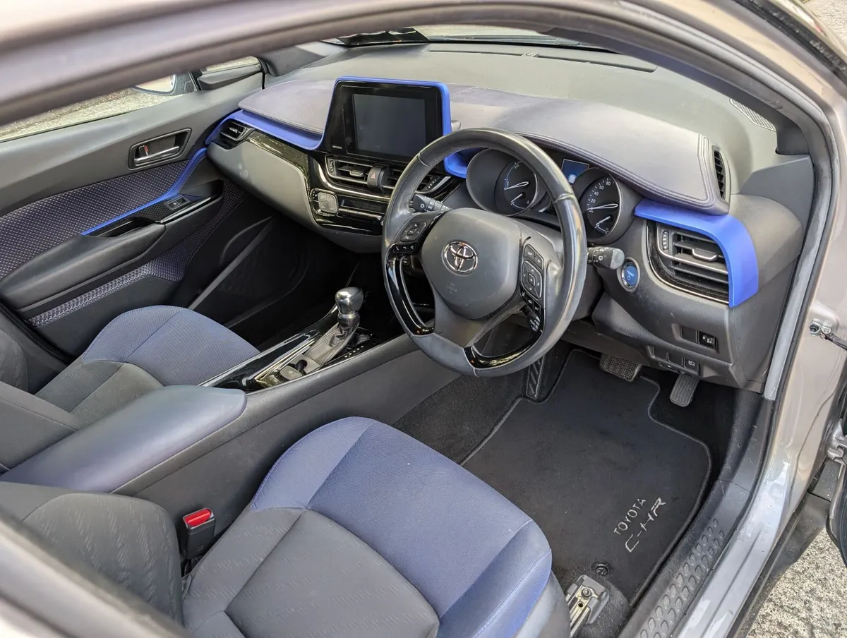 Toyota C-HR Hybrid Luna Sport - Irish Car - Image 4