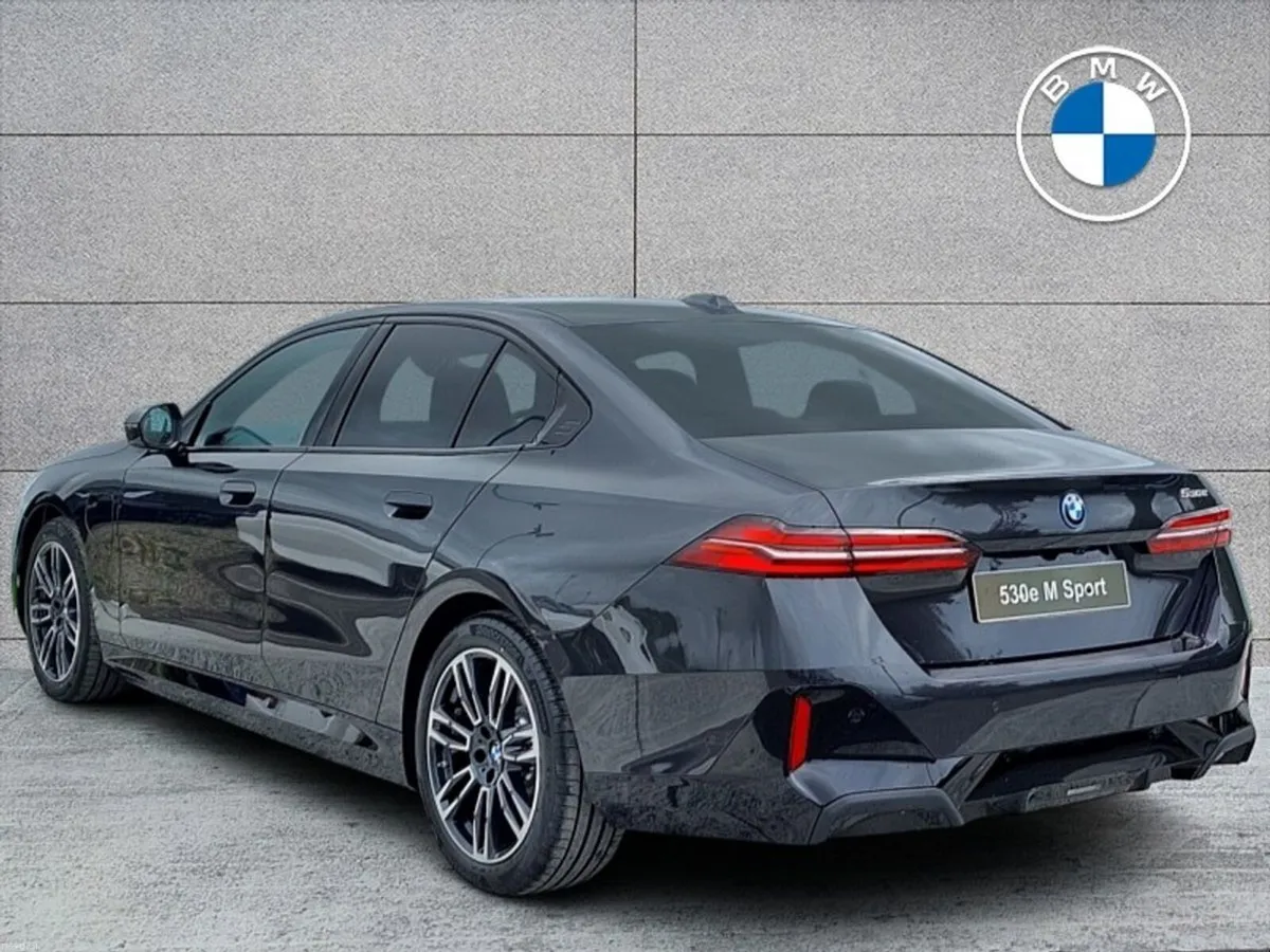 BMW 5-Series 530e M Sport - Image 2
