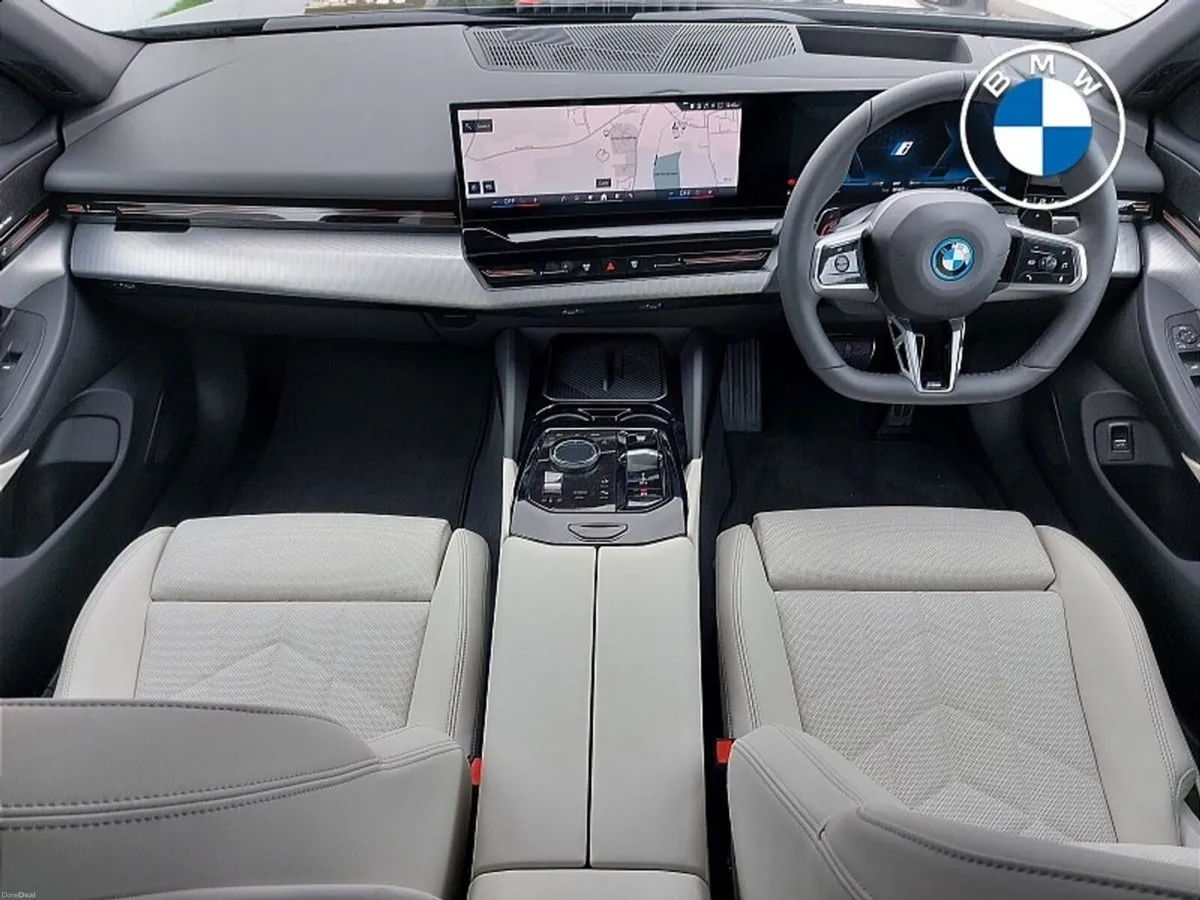BMW 5-Series 530e M Sport - Image 4