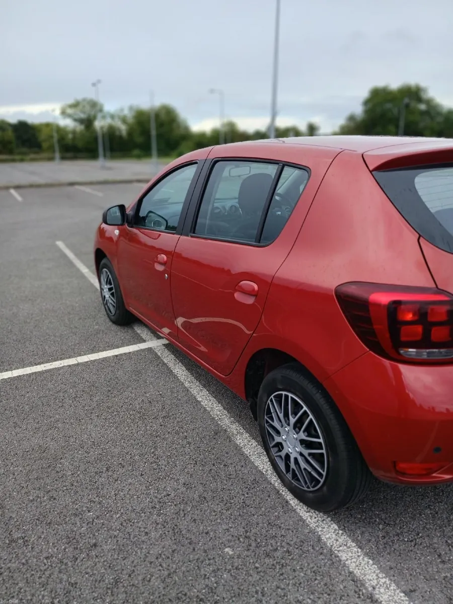 Dacia Sandero 2018 - Image 4