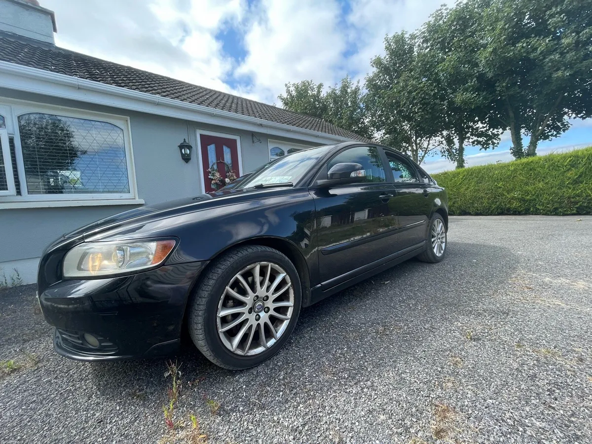 Volvo S40 R-Design - Image 2