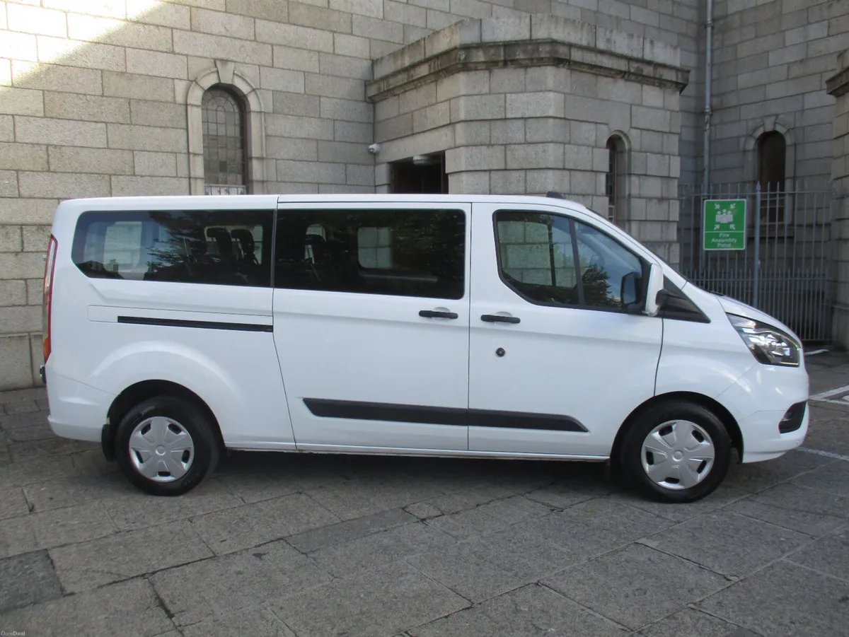 2023 FORD TRANSIT 2.0 AUTO 9 SEATER W/CHAIR ACCESS - Image 2