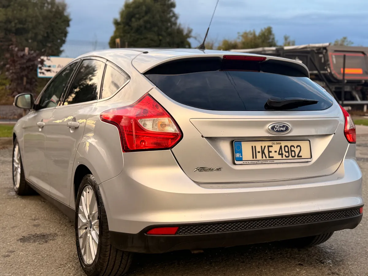 Ford Focus 2011 - Image 6