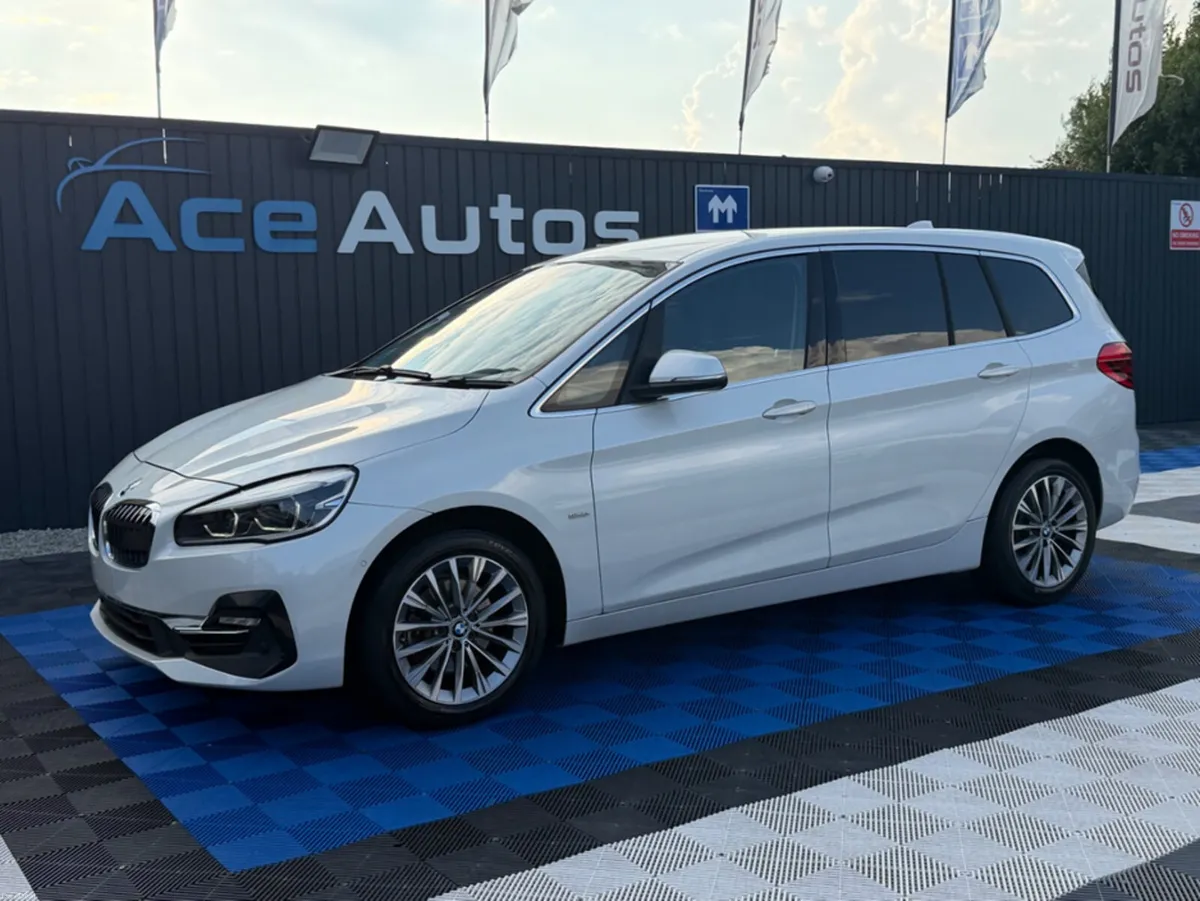 BMW 2-Series LUXURY - 2.0L DIESEL - AUTO - 7 SEATS - Image 3