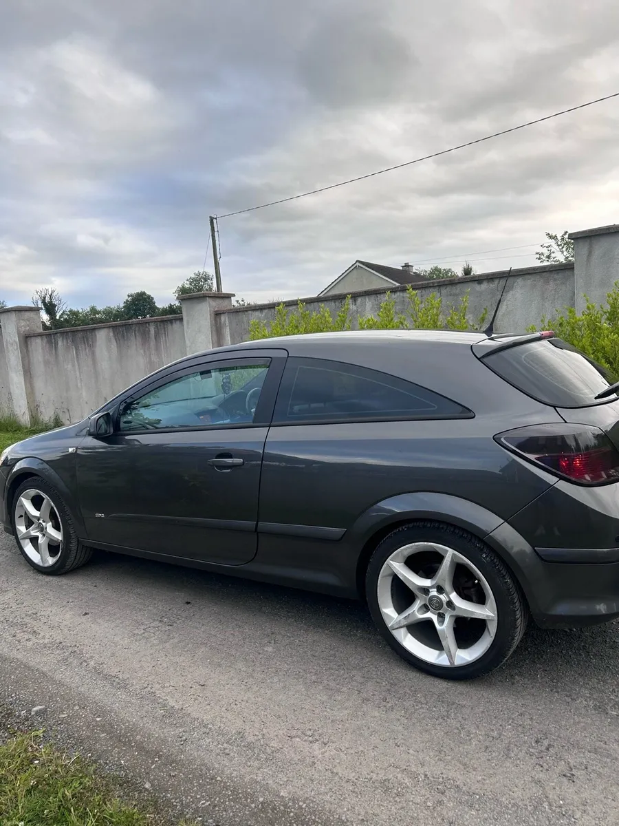 2009 Opel Astra 1.4 petrol nct 04/27 & tax 10/26 - Image 4