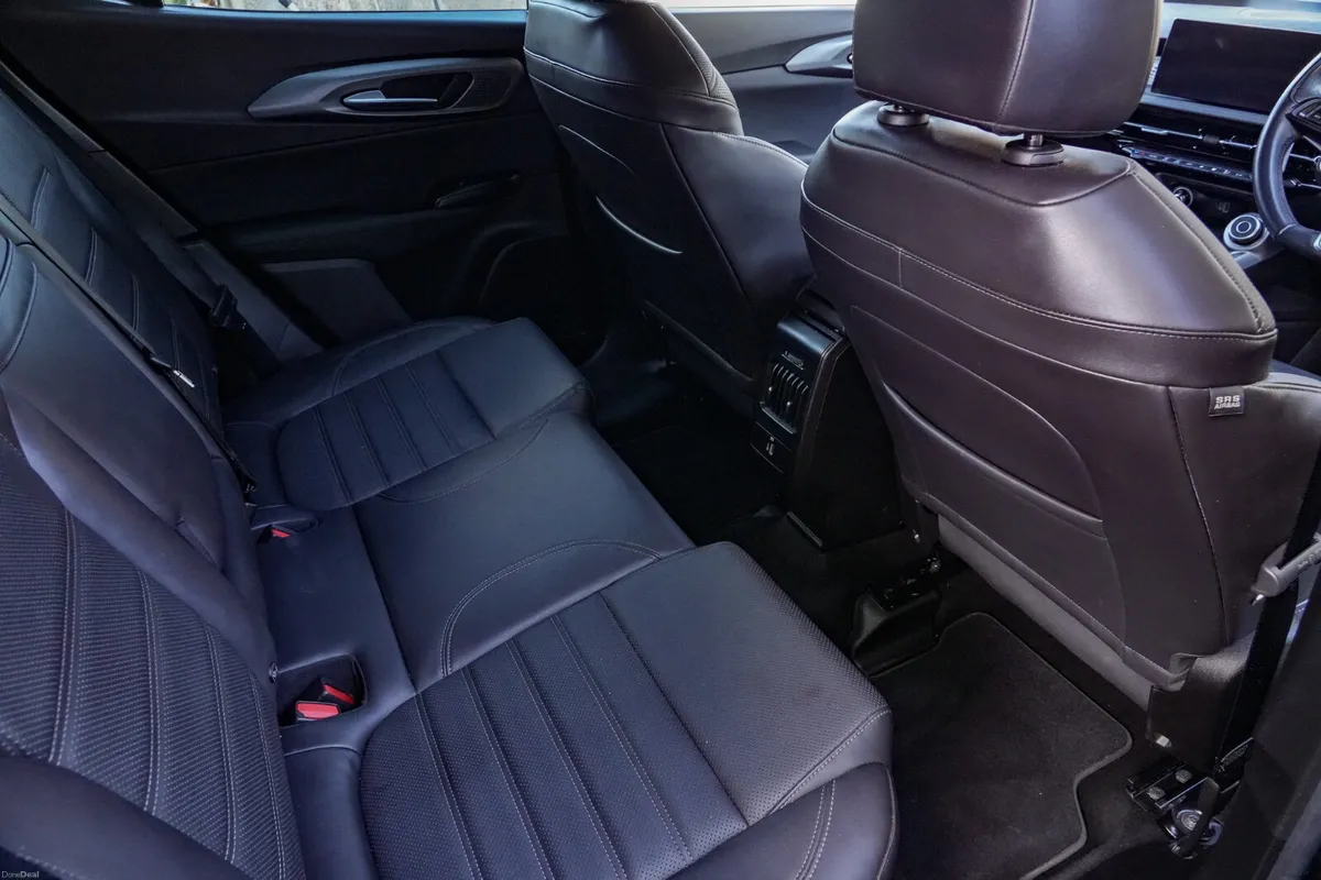 2023 Alfa Romeo Tonale Veloce 1.3 PHEV 280 BHP - Image 4