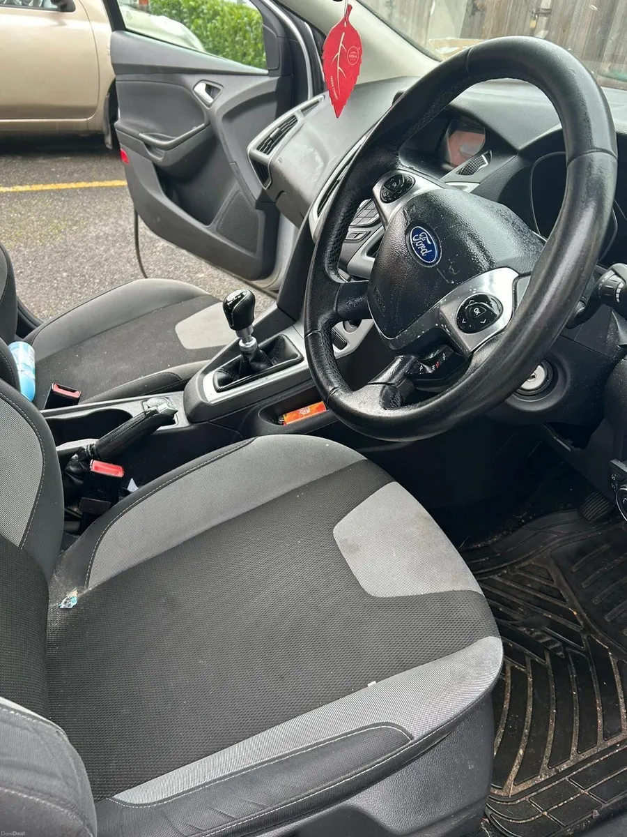 Ford Focus 2012 - Image 5