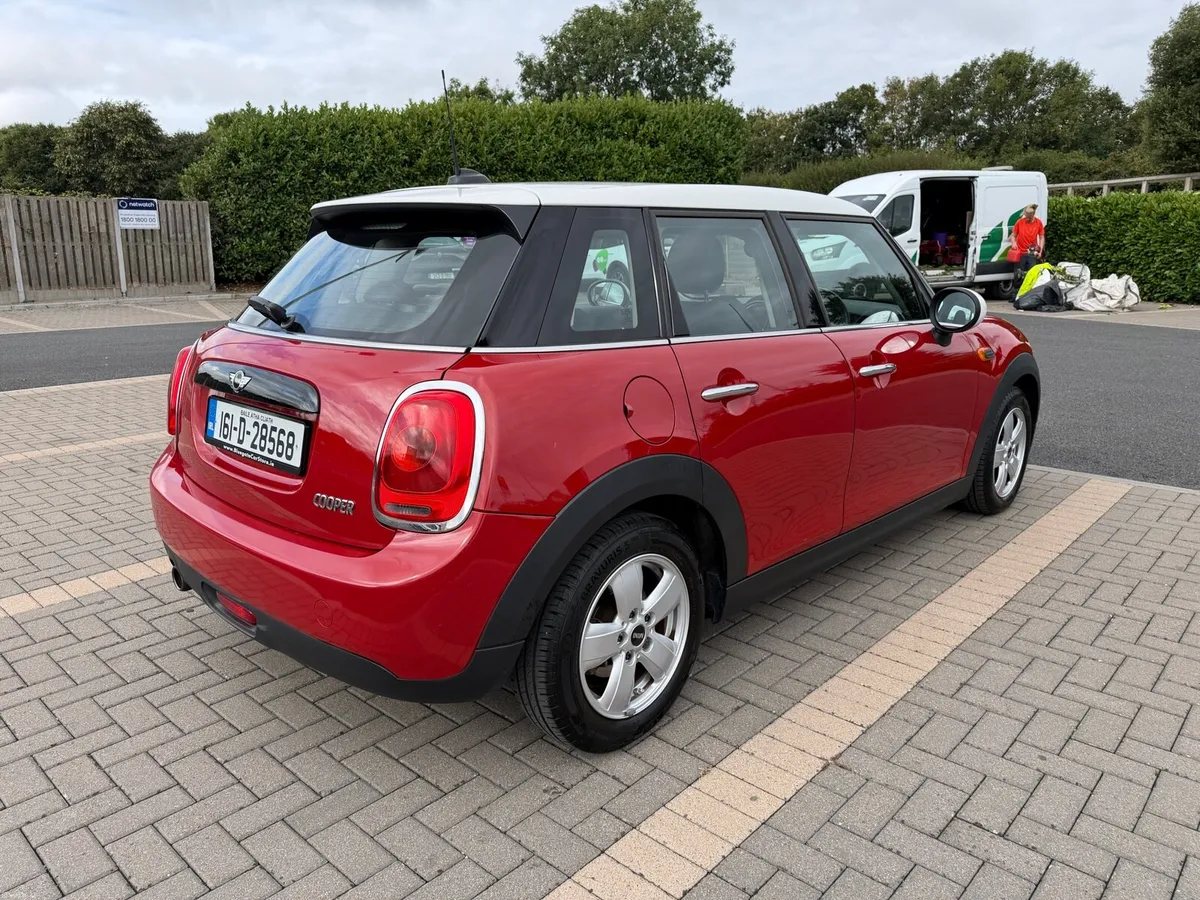 Mini Cooper - Image 3