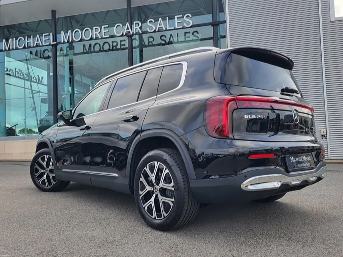 Mercedes-Benz GLB **NEW MODEL**GLB200 Progressive - Image 3
