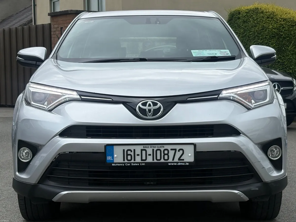 161 Toyota RAV4 D4D 2.0 Diesel Luna Sport - Image 2