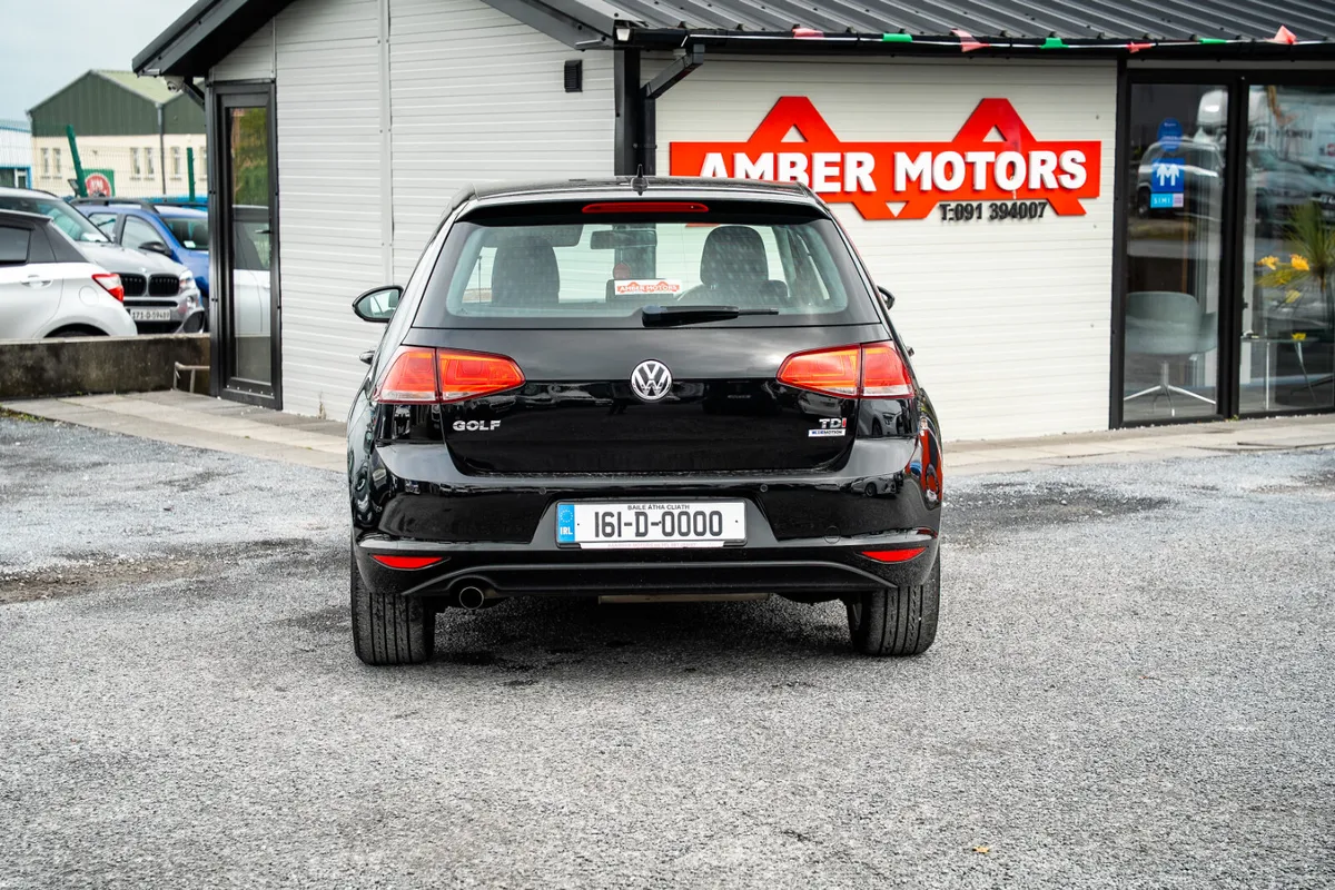 2016 Volkswagen Golf Turbo Diesel - Image 4