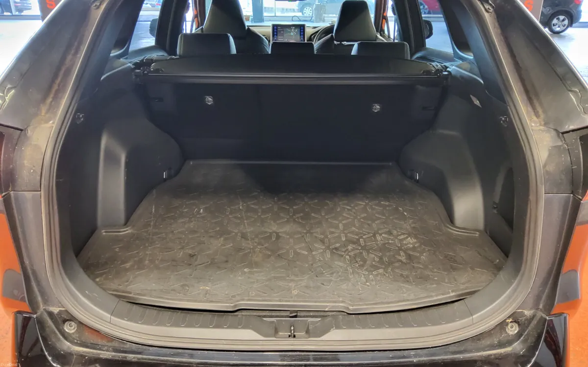 Toyota RAV4 2021 - Image 4