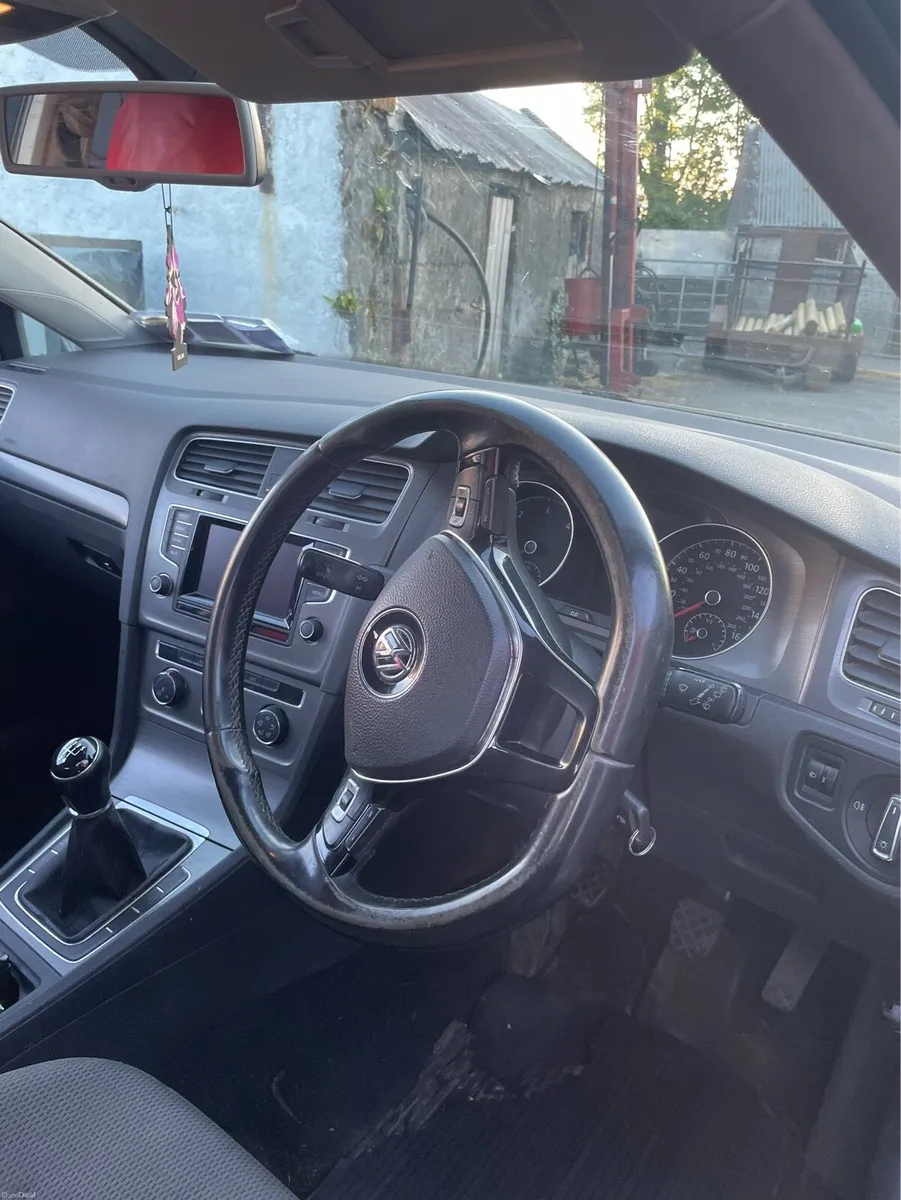 Volkswagen Golf - Image 2