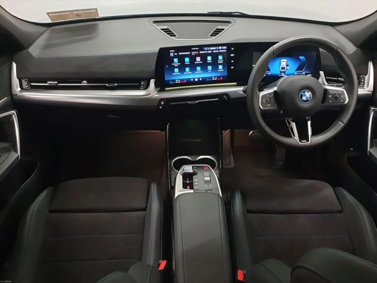 BMW iX2 eDrive20 M Sport - Image 4