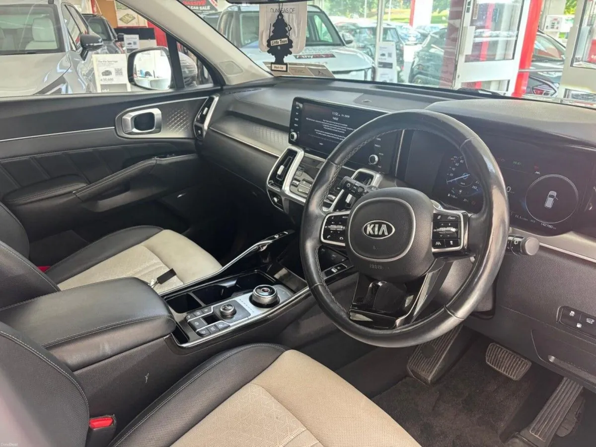 Kia Sorento PHEV K4  7 Seat Auto - Image 5