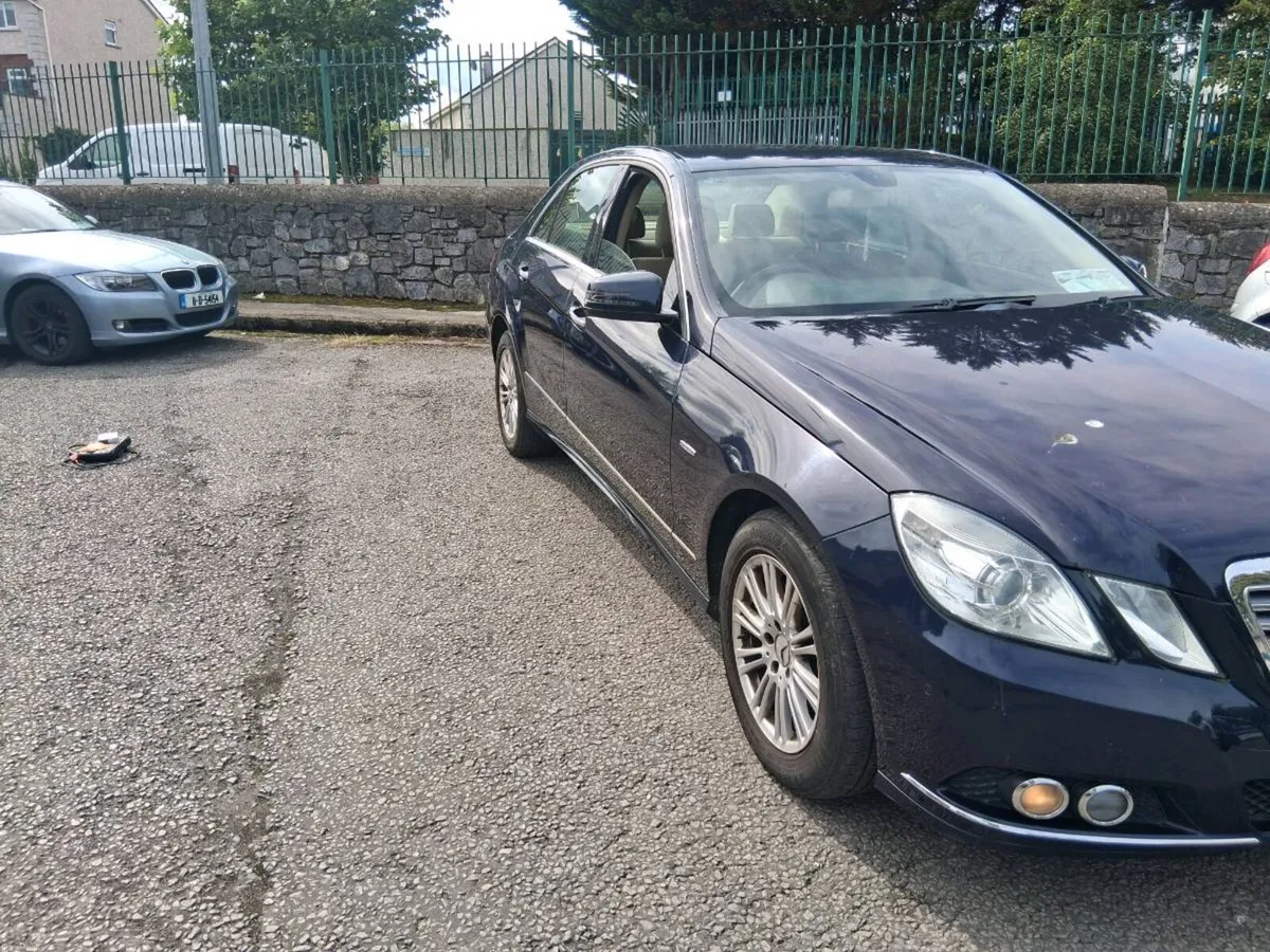 2010 Mercedes E220 cdti - Image 2