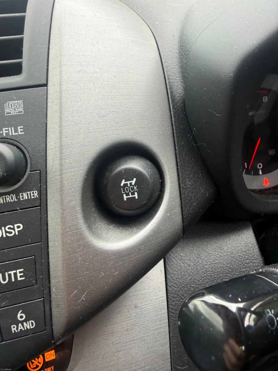 Toyota RAV4 2008 - Image 6
