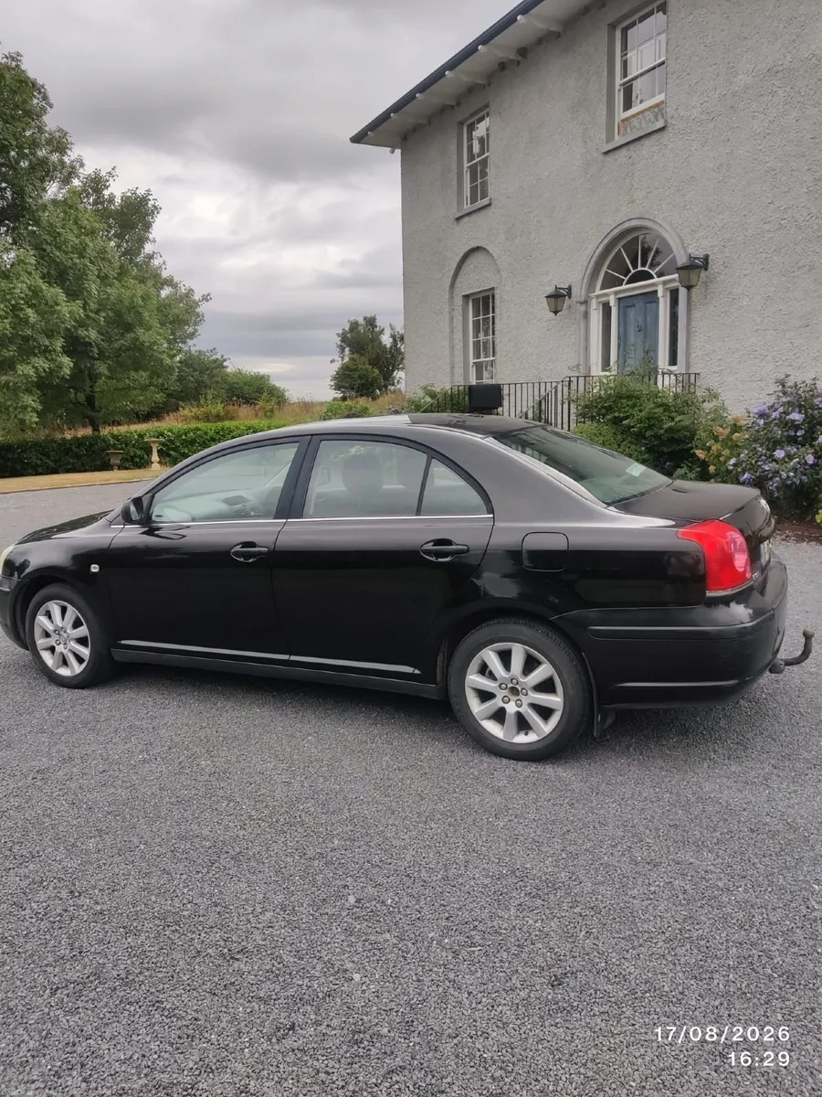Toyota Avensis 2006 - Image 1