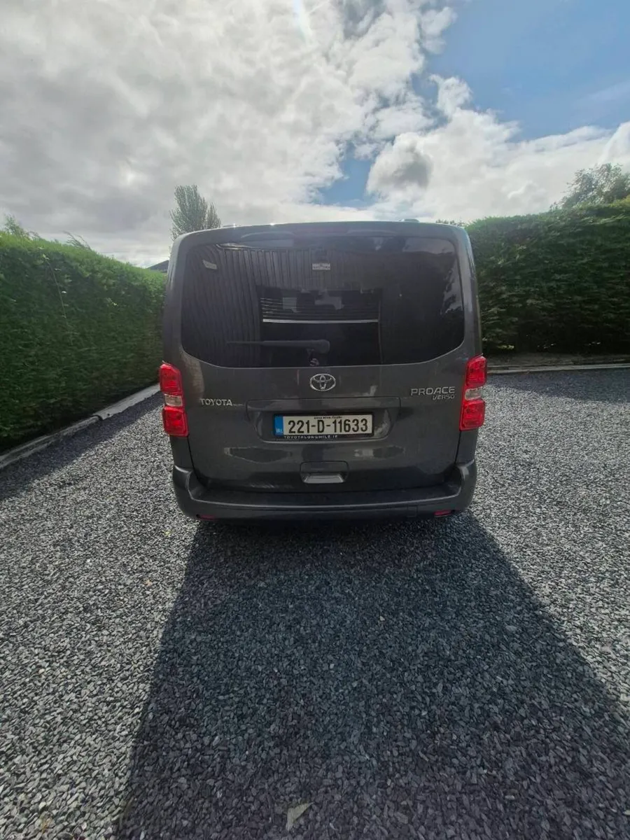 Car - Image 3