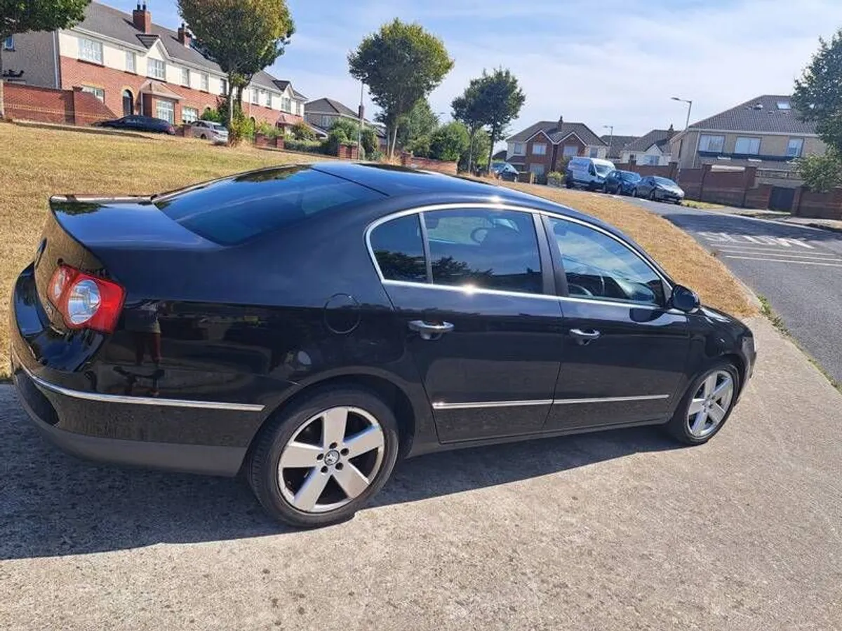 2008 Volkswagen Passat - Image 6