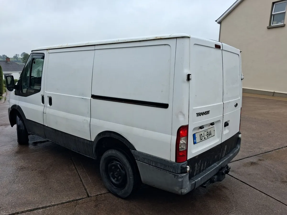 Ford Tranzit - Image 2