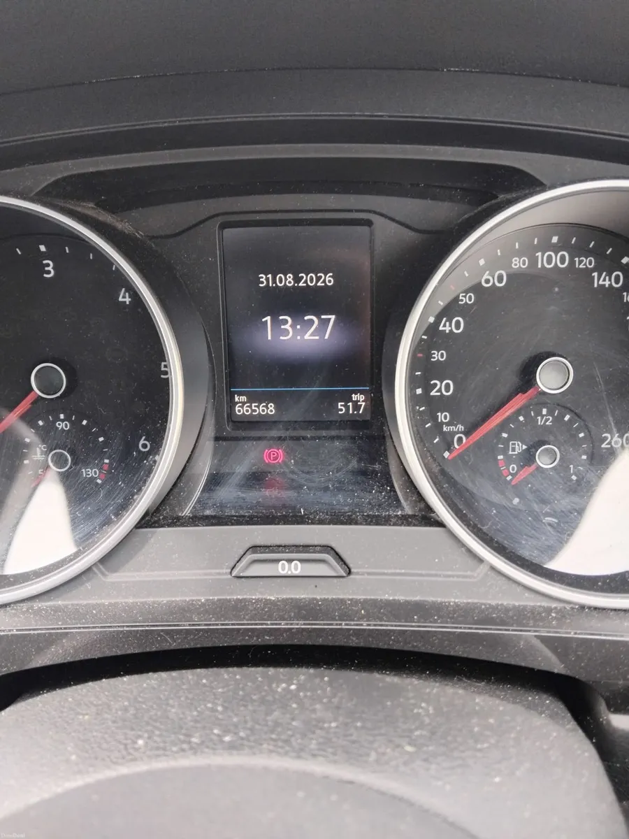 Volkswagen Tiguan 2023 - Image 3
