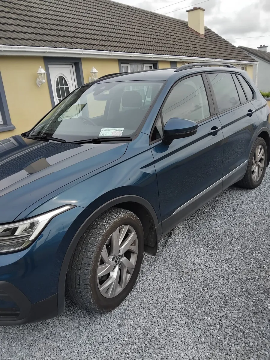 Volkswagen Tiguan 2023 - Image 4