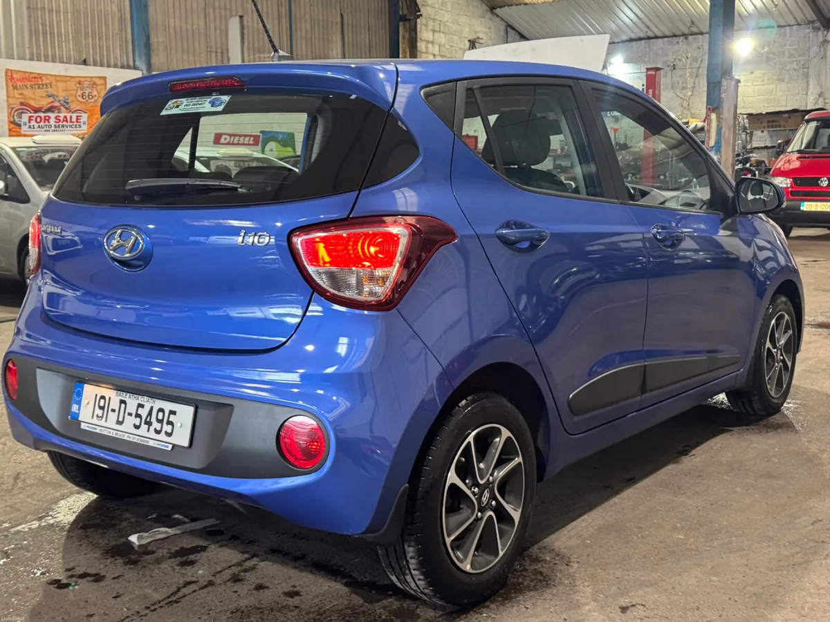 Hyundai i10 2019 ultra low mileage - Image 5