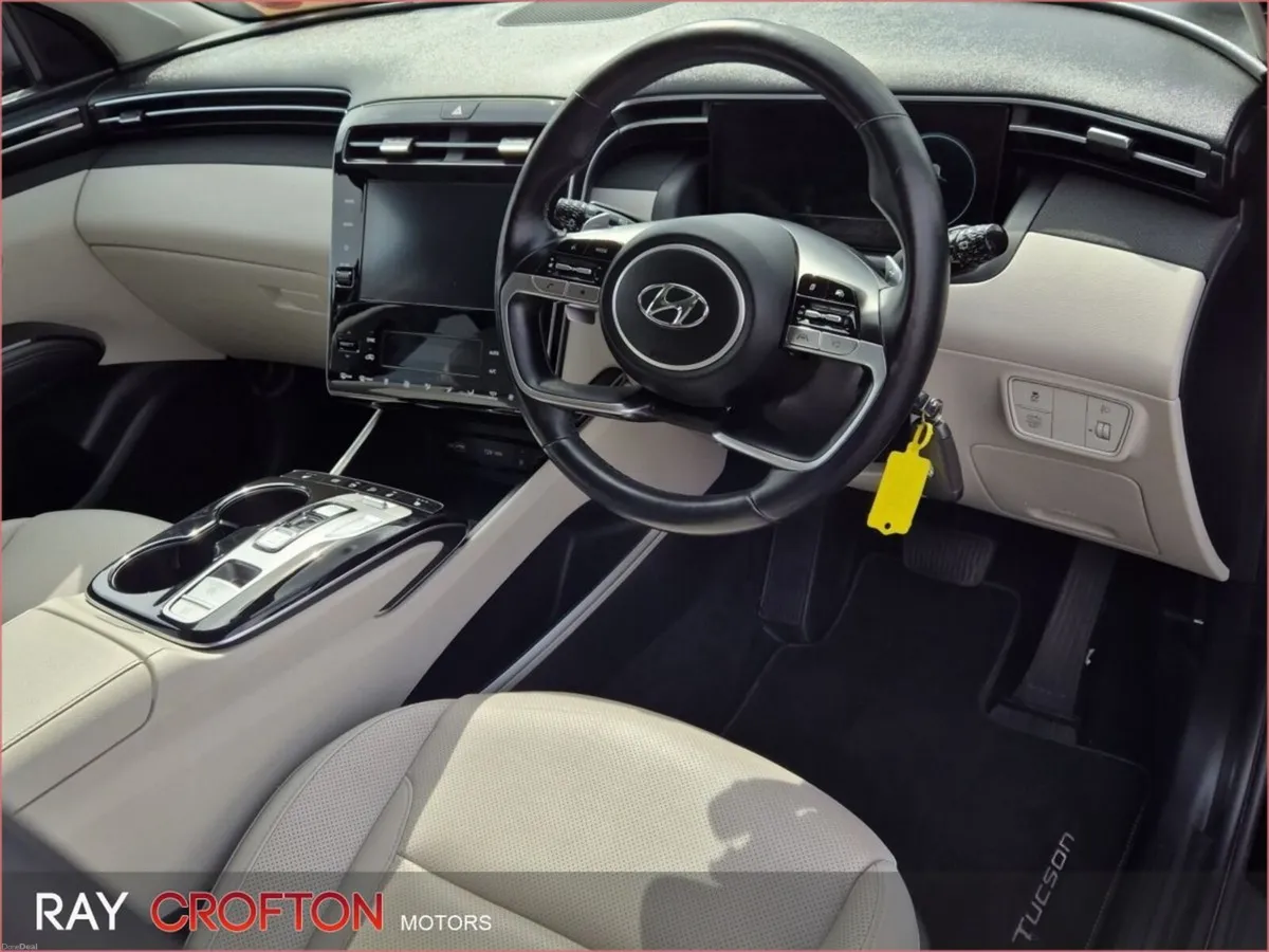 Hyundai Tucson 2WD Executive HEV Auto w.2 Tone Roo - Image 2
