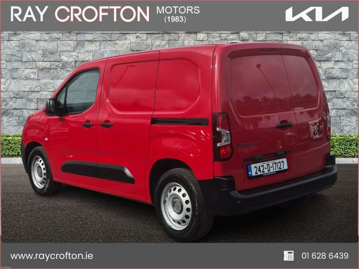 Citroen Berlingo -TOUCH MWB 5 seats 50kWh 136 hp + - Image 3