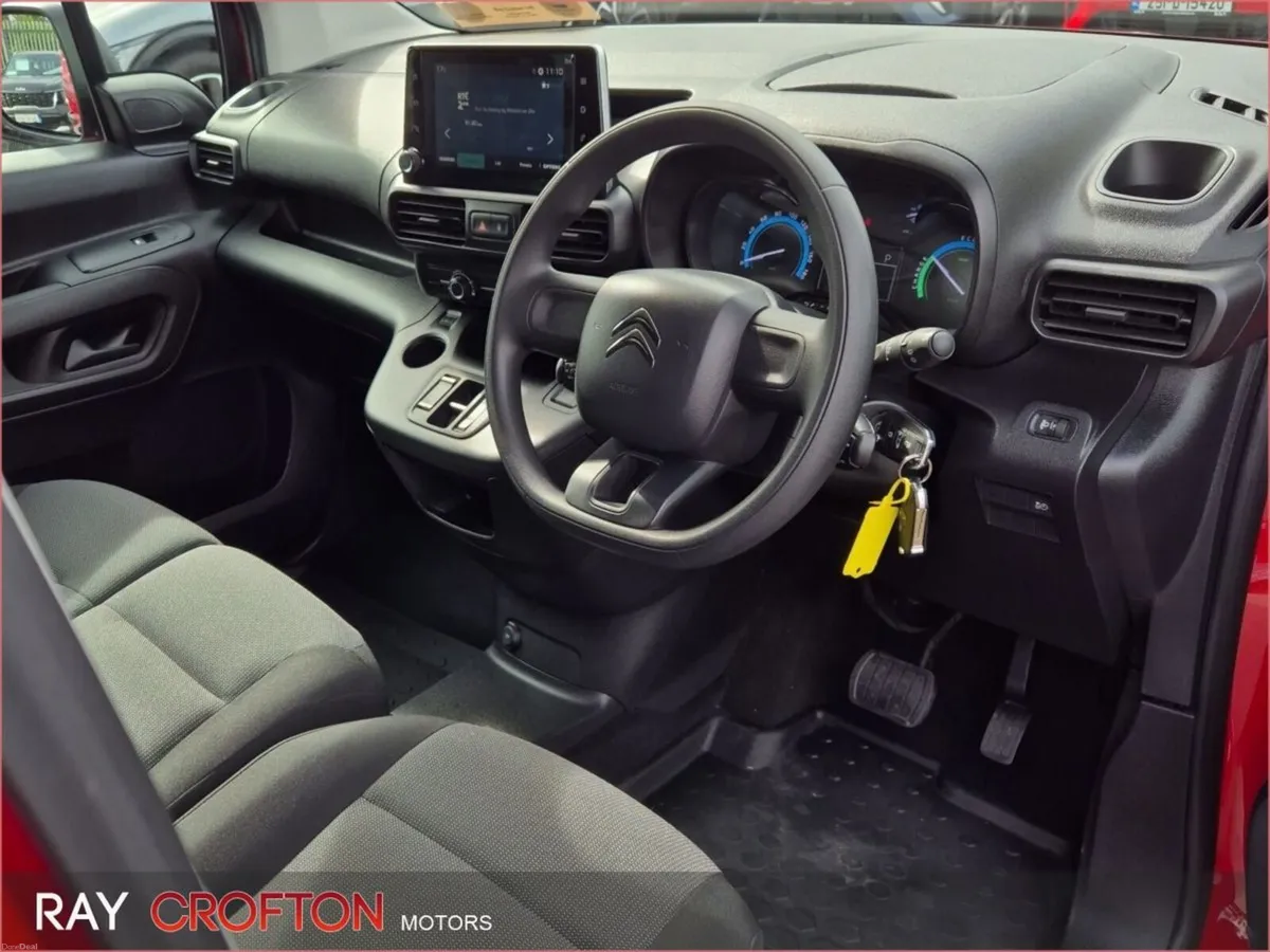 Citroen Berlingo -TOUCH MWB 5 seats 50kWh 136 hp + - Image 2
