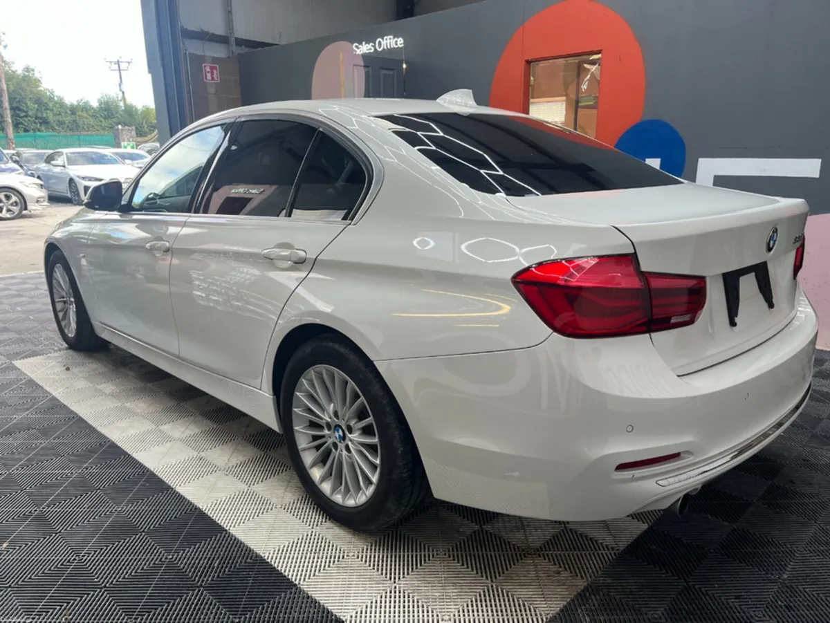 BMW 3-Series 2016 BMW 3 320D LUXURY 2.0 AUTOMATIC - Image 5